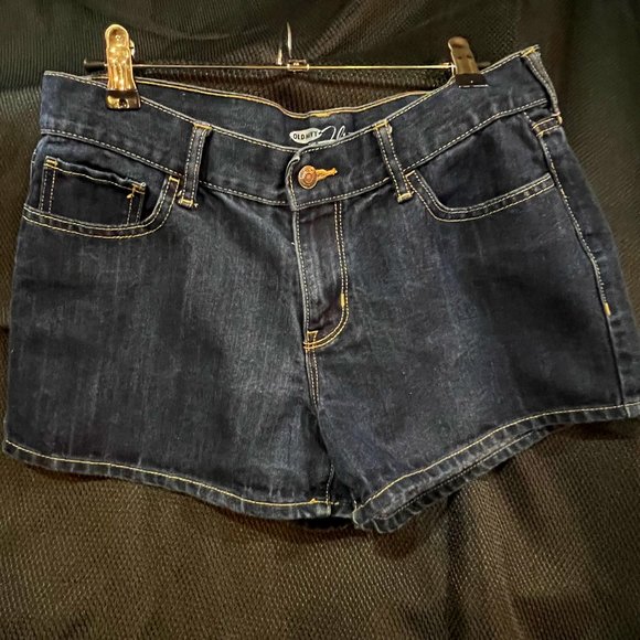 Old Navy Flirt Denim Shorts size 8 - Picture 1 of 3